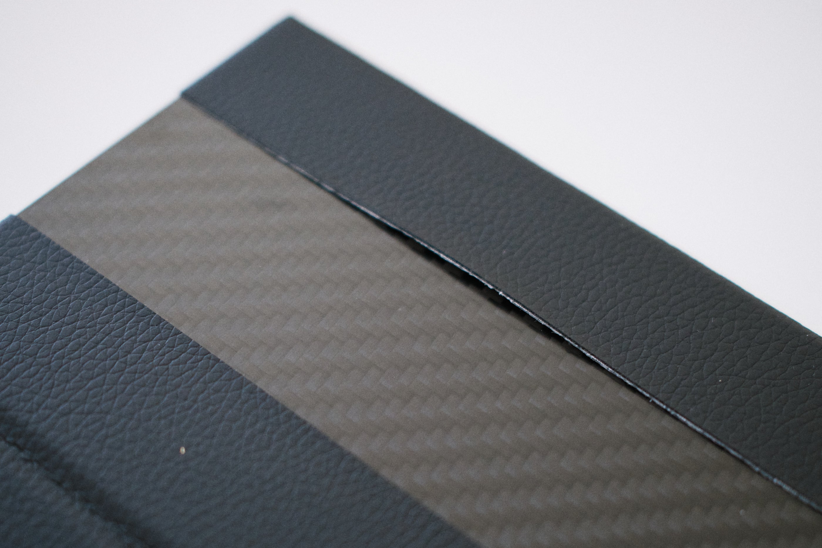 241015_Eizo_Shade_002.jpg