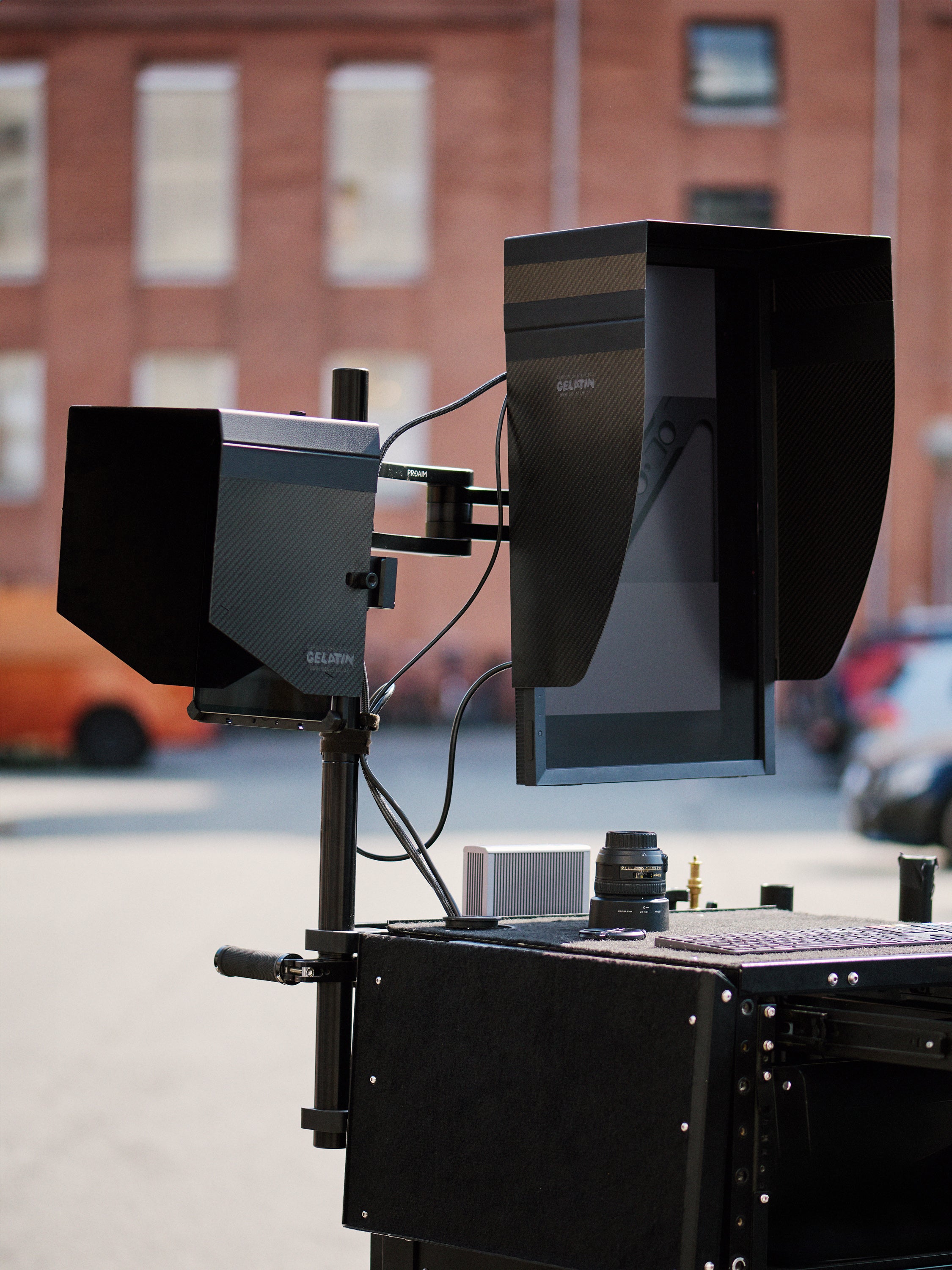 Digicart with vertical mounted Eizo screen with custom carbon fibre sun hood for Eizo.  iPad pro used as a second screen with xLamina iPad pro mount system cheeseplate and sun shade